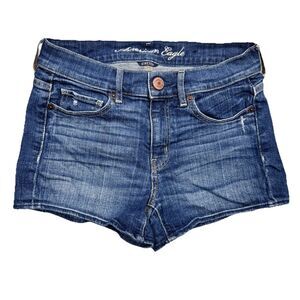American Eagle Shorts Womens 2 Mid Rise Blue Denim Measures W26 Inseam 2.5